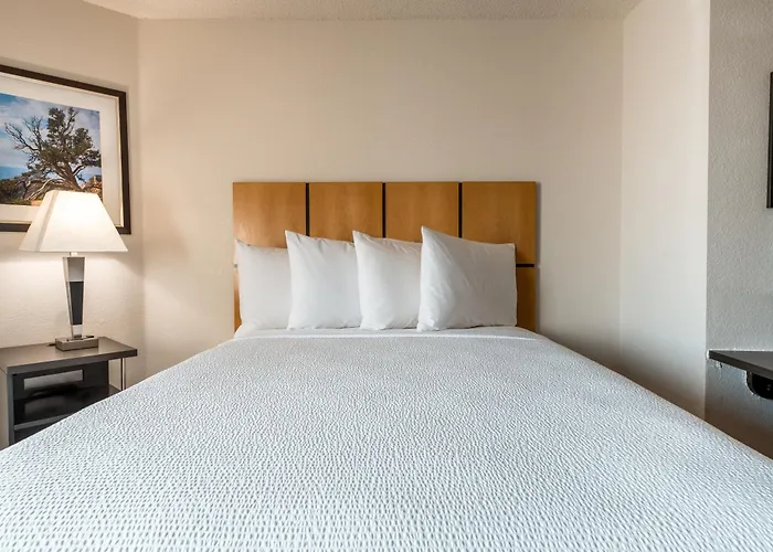 Candlewood Suites Dallas, Fort Worth/Fossil Creek