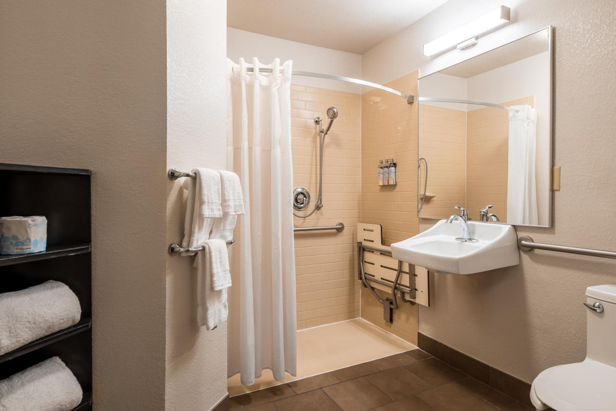 Sonesta Simply Worth Hotel 3*